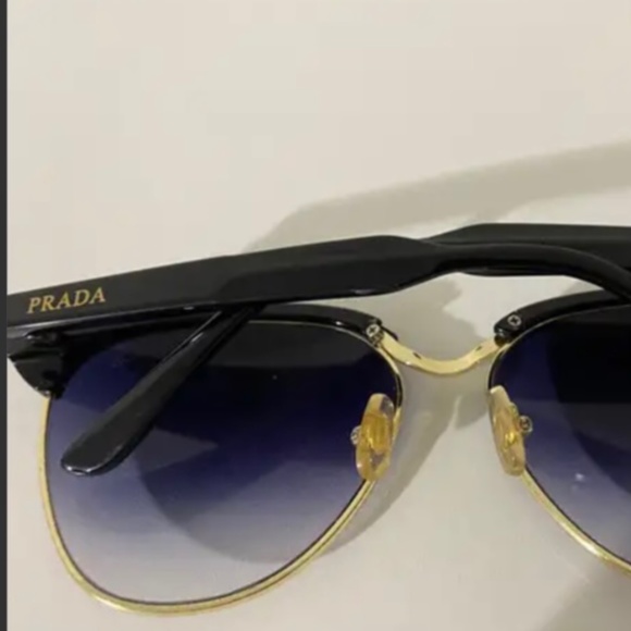 Prada sunglasses - Picture 8 of 12